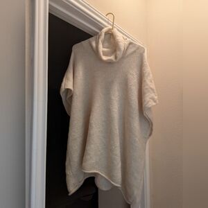 NWT Ivory Pullover Poncho Sweater m/l
